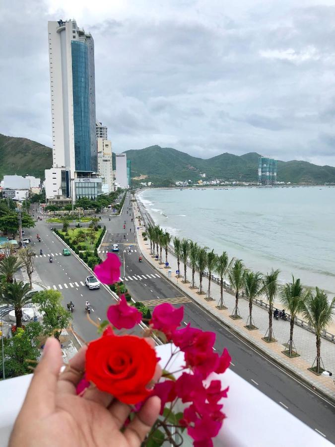 Thien Thanh Hotel - E Dragon Nha Trang Exteriör bild